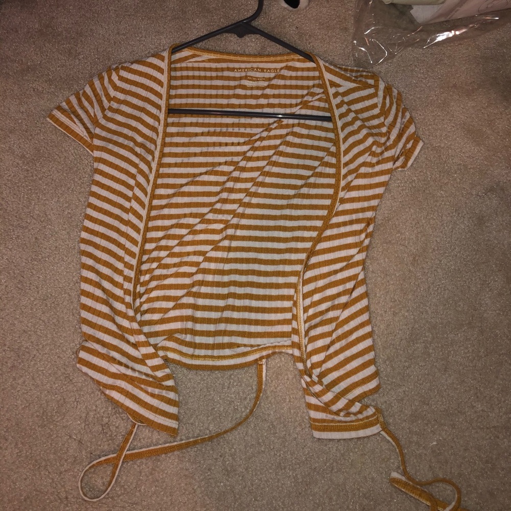 American Eagle wrap top